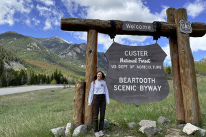 Beartooth Tours - private tour along Chief Joseph