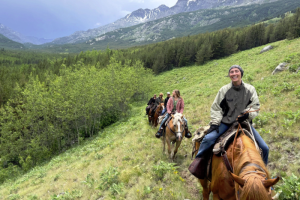Yellowstone Horse & Mule - full day trail rides